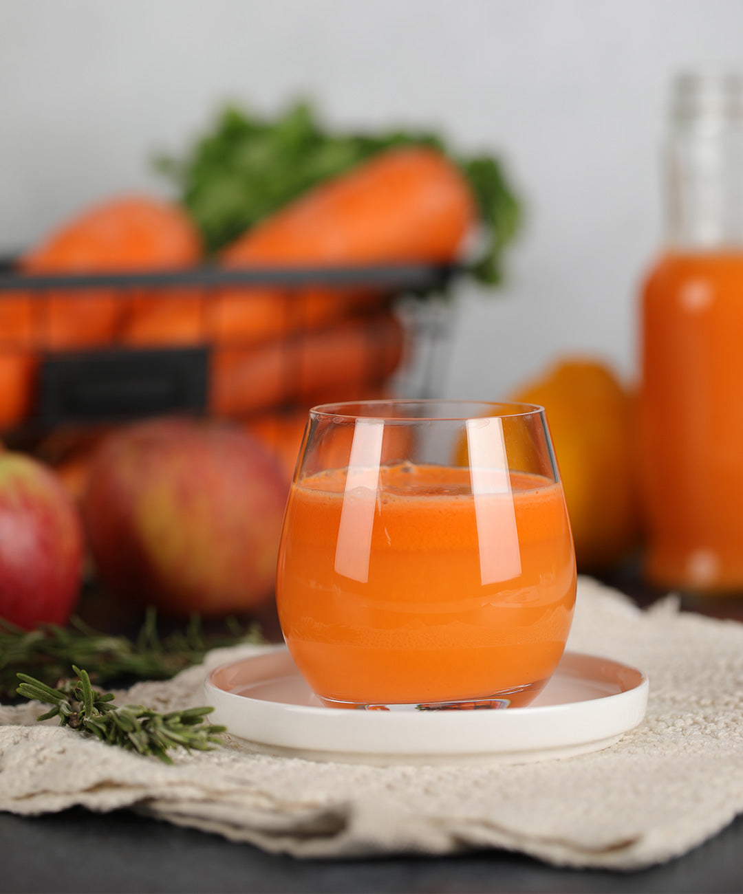 Sweet Carrot Juice with Ginger Fragrance